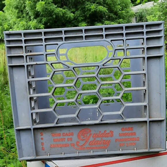 Vintage PLASTIC GUIDA'S DAIRY MILK CRATE "Standard Grey" 13" X 13" - Picture 1 of 6